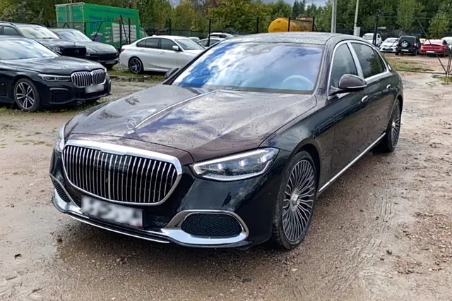 Mercedes-Benz S седан