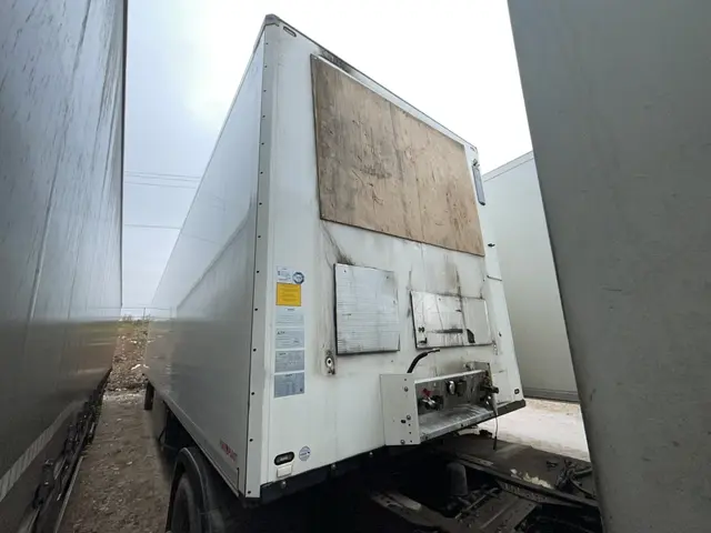 Schmitz Cargobull SKO24 Полуприцеп Изотермический/рефрижератор, фото 2