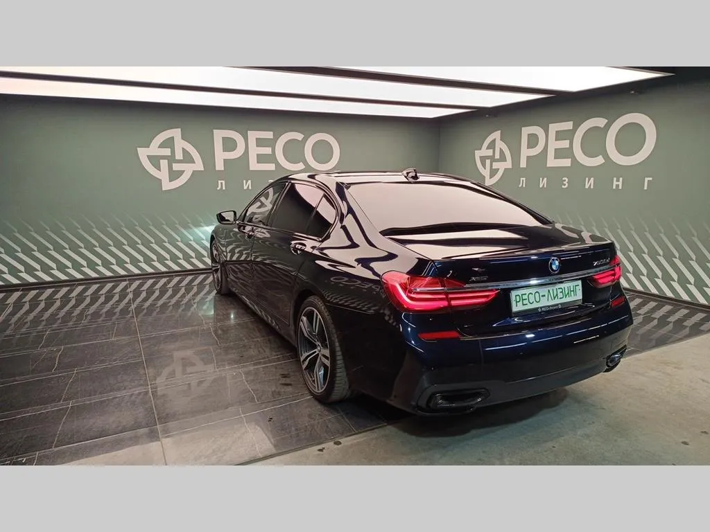 BMW 750, фото 4