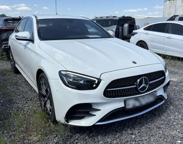 Mercedes-Benz E седан, фото 2
