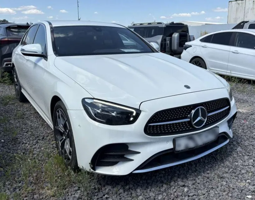 Mercedes-Benz E седан, фото 2