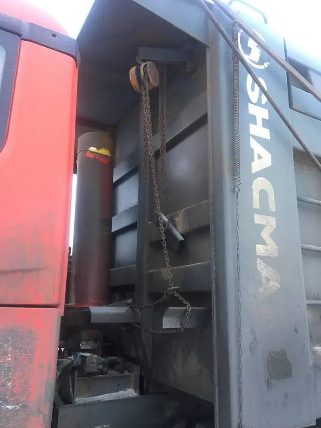 Shacman SX* 8x4 Самосвал, фото 5