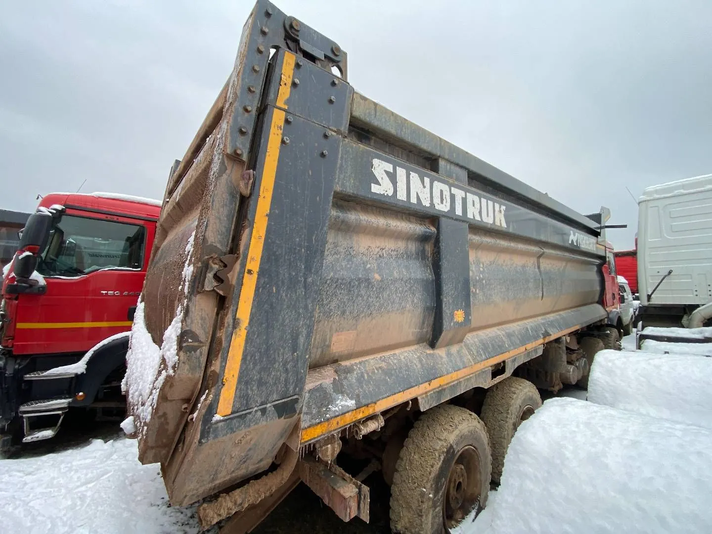 HOWO T5G 8x4 Самосвал, фото 3