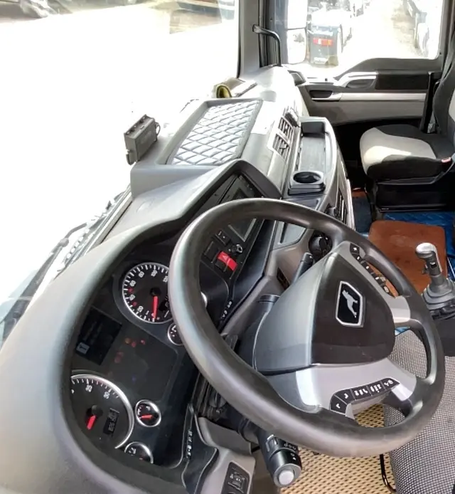 MAN TGX 6x2-2 Седельный тягач, фото 5