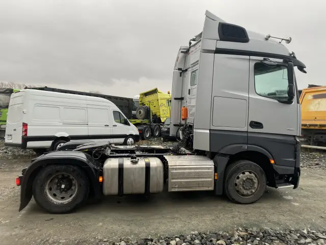Mercedes-Benz Actros, фото 5
