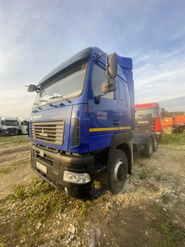МАЗ 643008