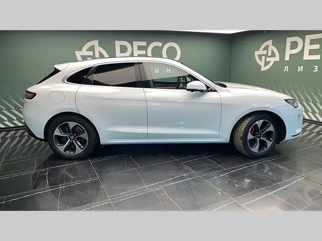 AITO M5, фото 3