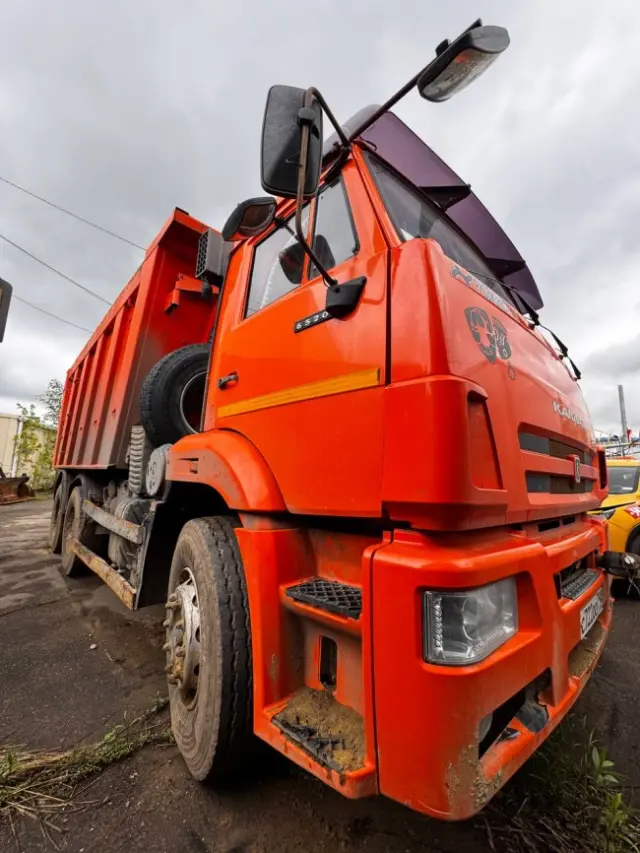 КАМАЗ 6520