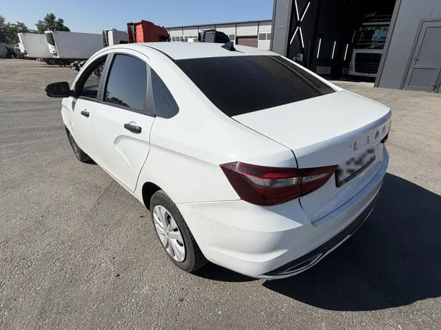 LADA Vesta седан, фото 4