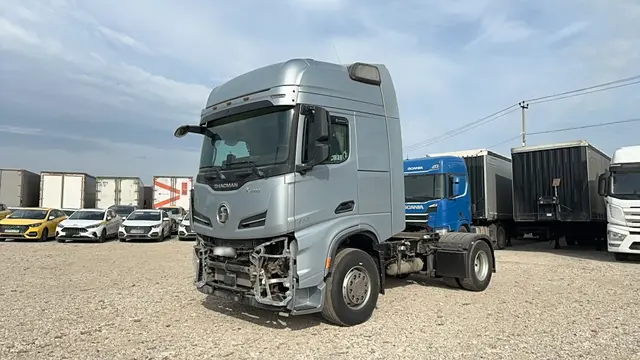 Shacman SX* 4x2 Седельный тягач