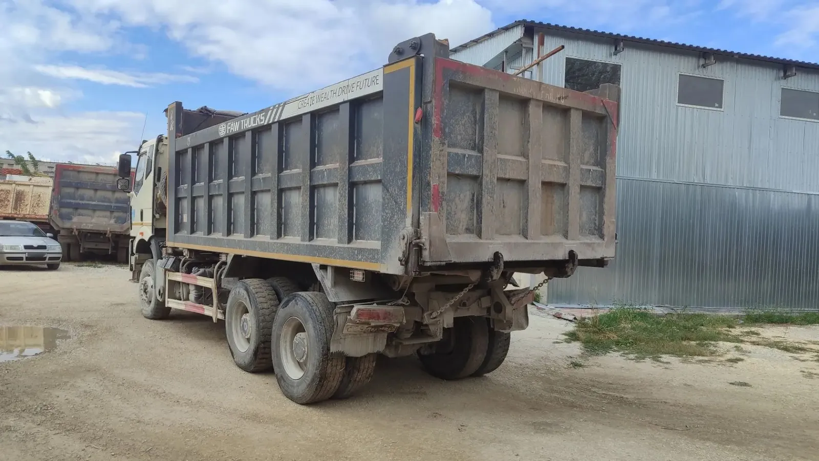 FAW CA 3250 6x4 Самосвал, фото 4