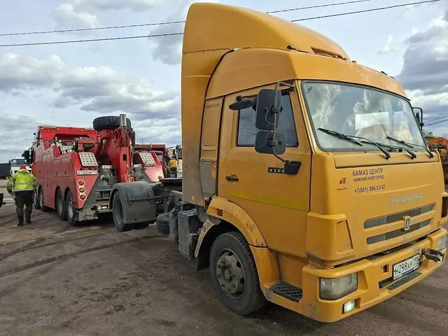 КАМАЗ 4308 4x2 Седельный тягач, фото 2
