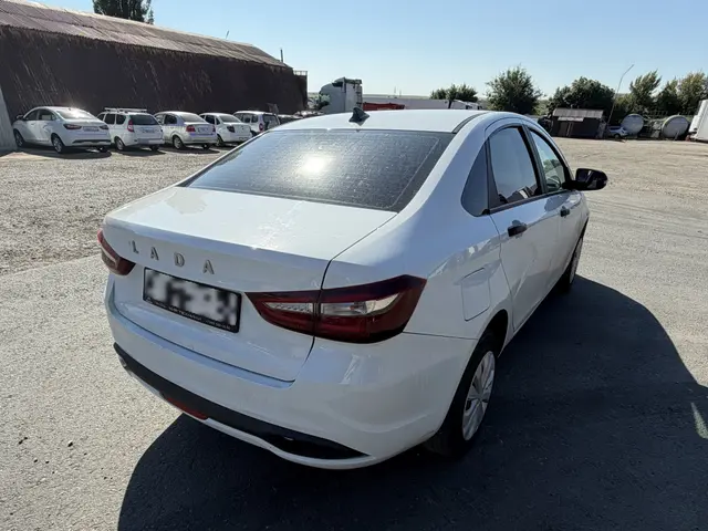 LADA Vesta седан, фото 3