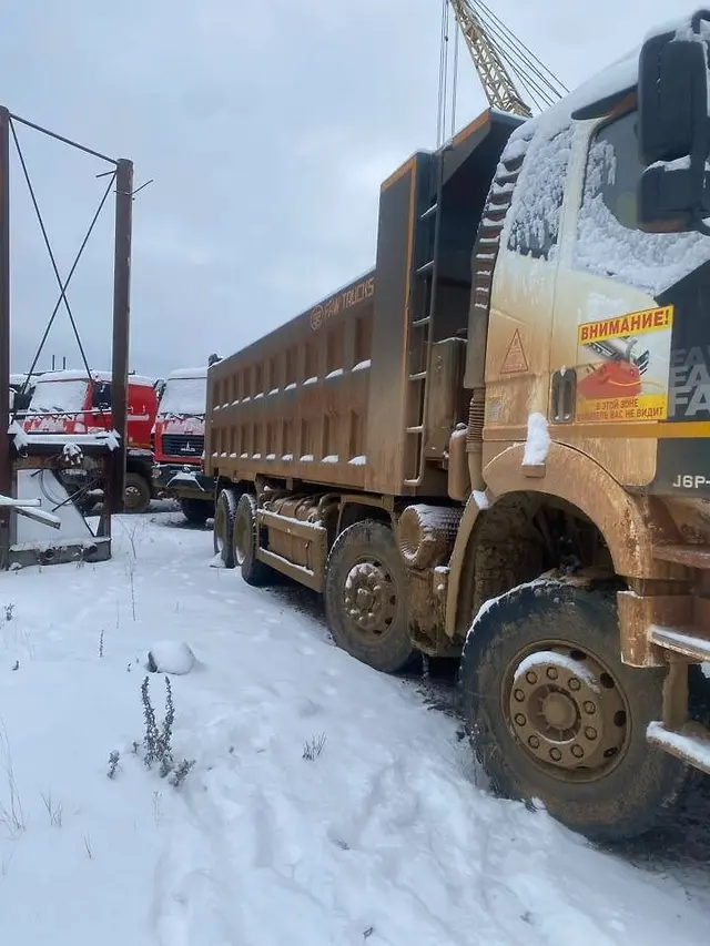 FAW CA 3310 8x4 Самосвал, фото 3