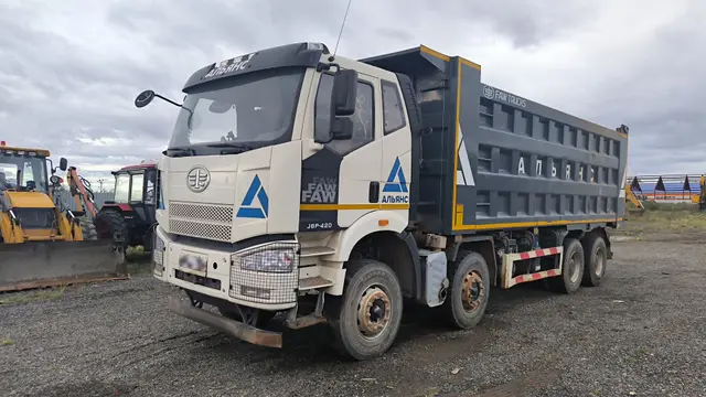 FAW J6 8x4 Самосвал