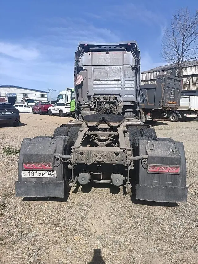 Sitrak C7H 6x4 Седельный тягач, фото 5