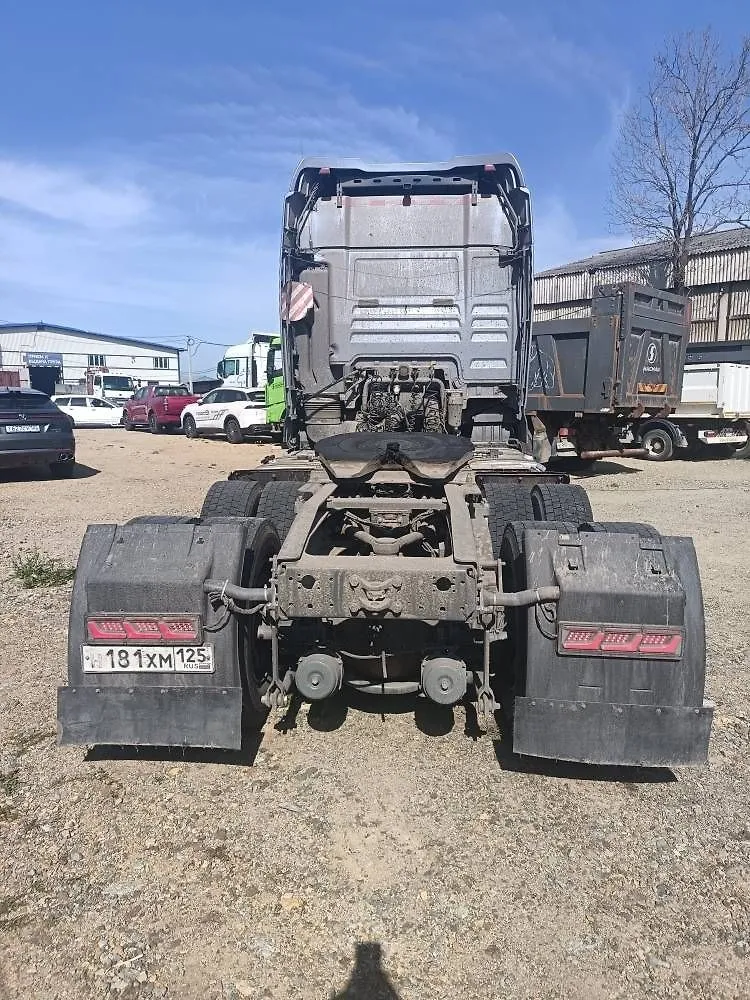 Sitrak C7H 6x4 Седельный тягач, фото 5