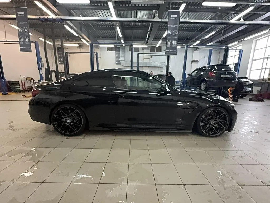 BMW M4, фото 5
