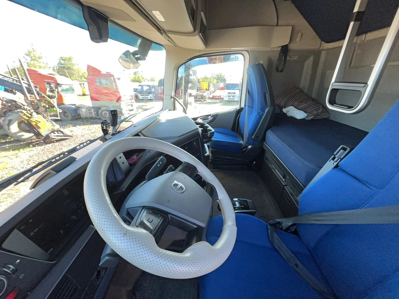 Volvo FH 4x2 Седельный тягач, фото 5