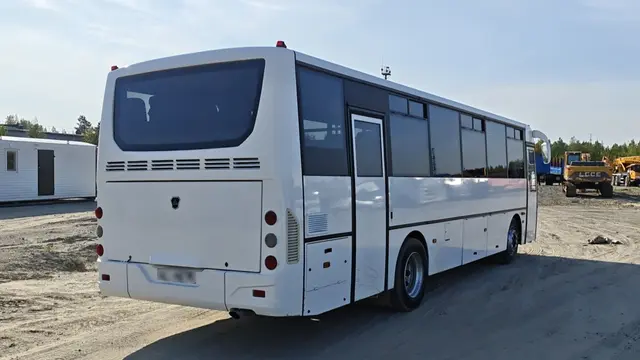 Кавз 4238 Автобус, фото 3
