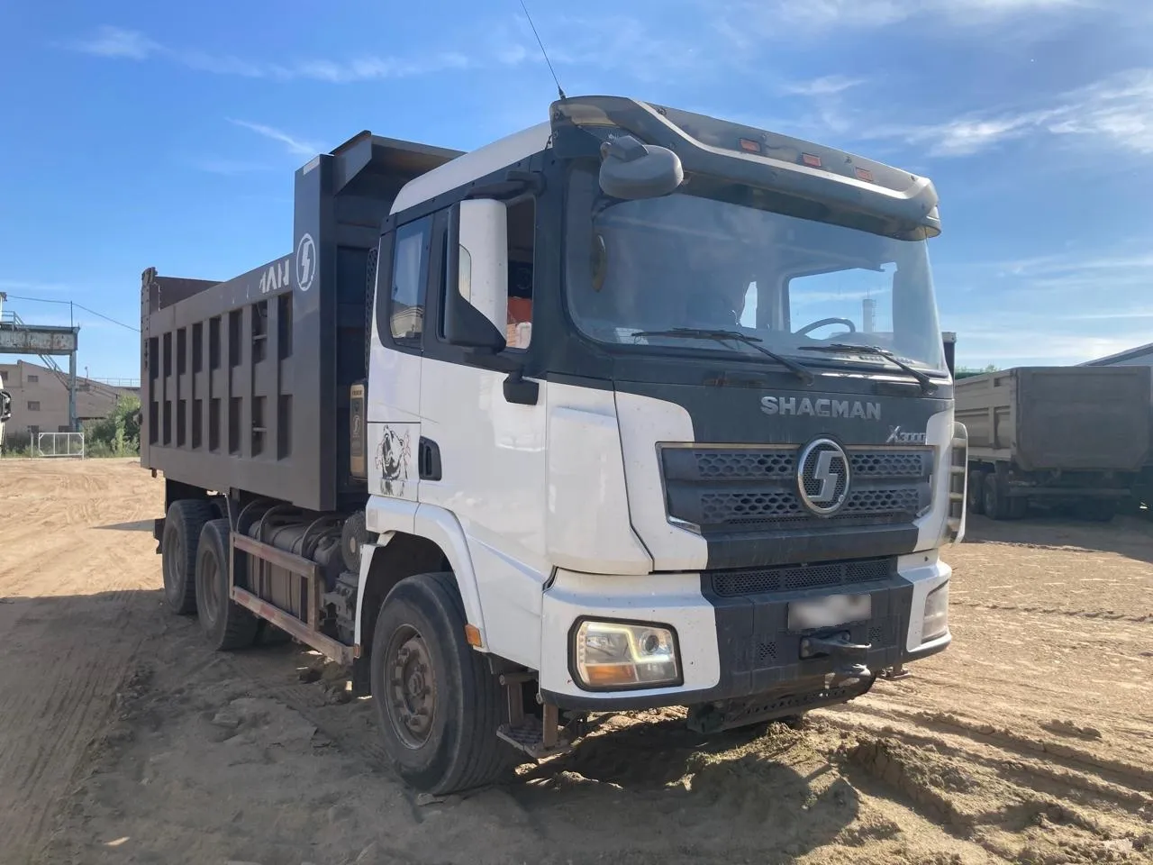 Shacman SX* 6x4 Самосвал, фото 2