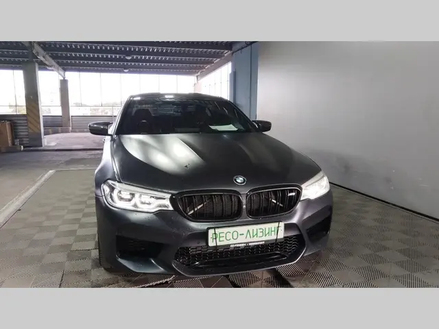 BMW M5