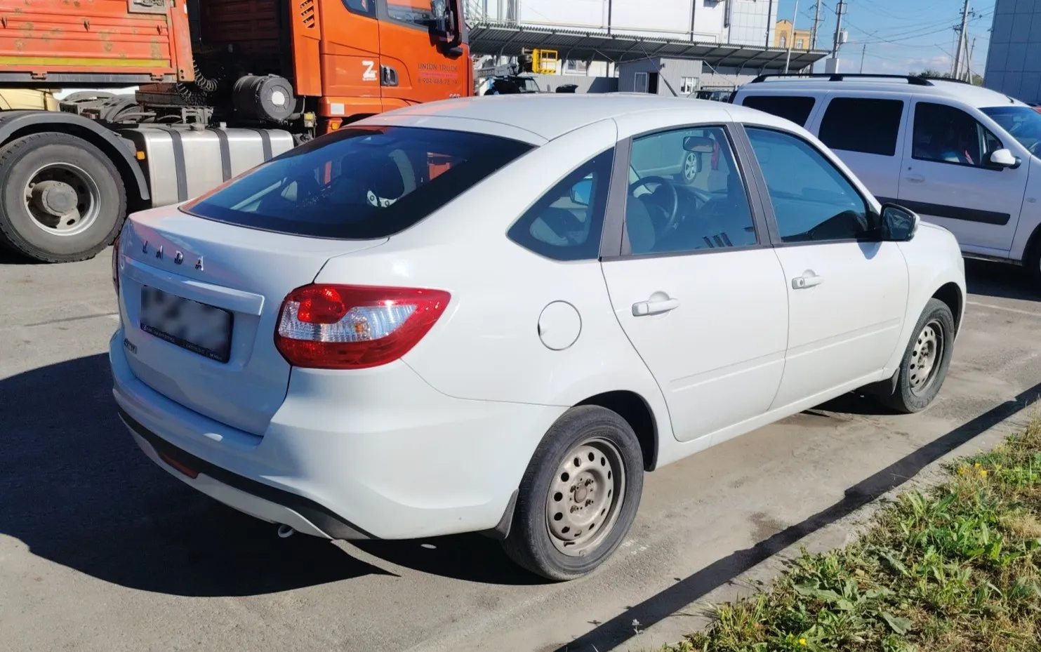 LADA Granta лифтбек, фото 3
