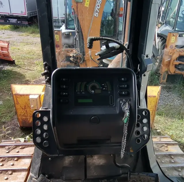 Komatsu D39EX-22 Бульдозер, фото 5