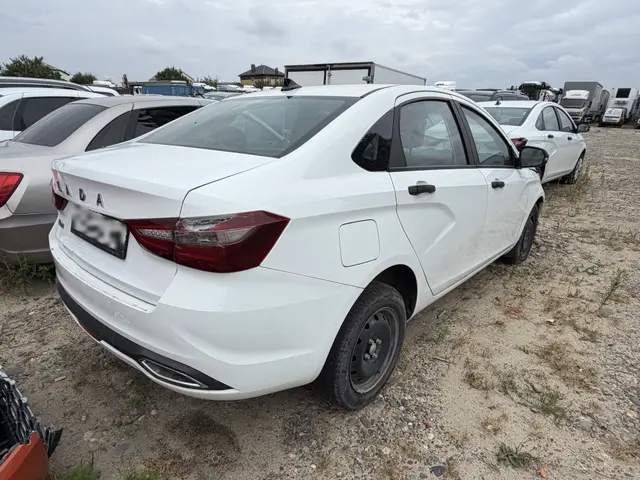 LADA Vesta седан, фото 3