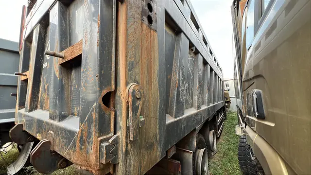 Shacman SX* 8x4 Самосвал, фото 3