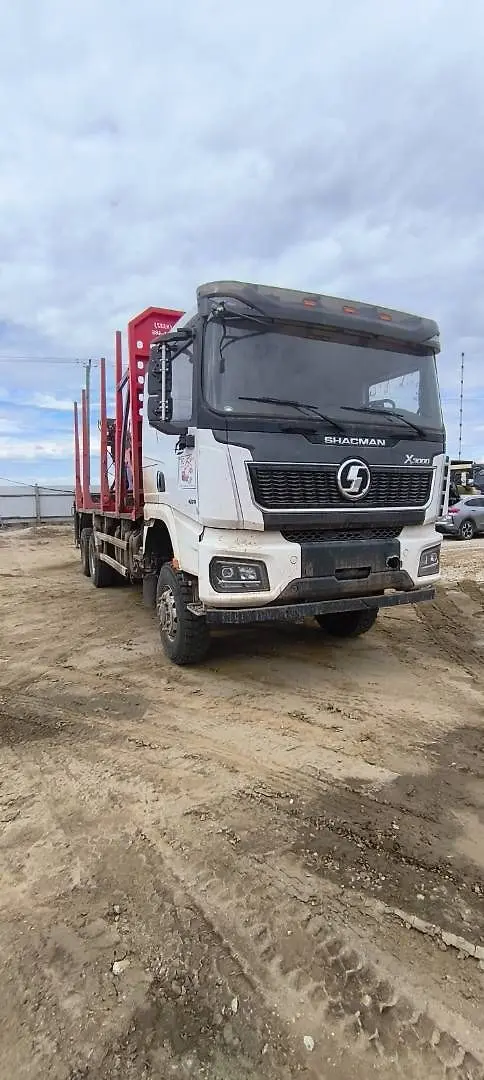 Shacman SX* 6x6 Сортиментовоз с КМУ, фото 2