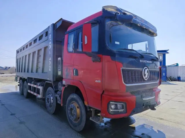Shacman SX33186W366C