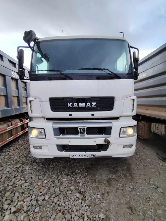 КАМАЗ 65206