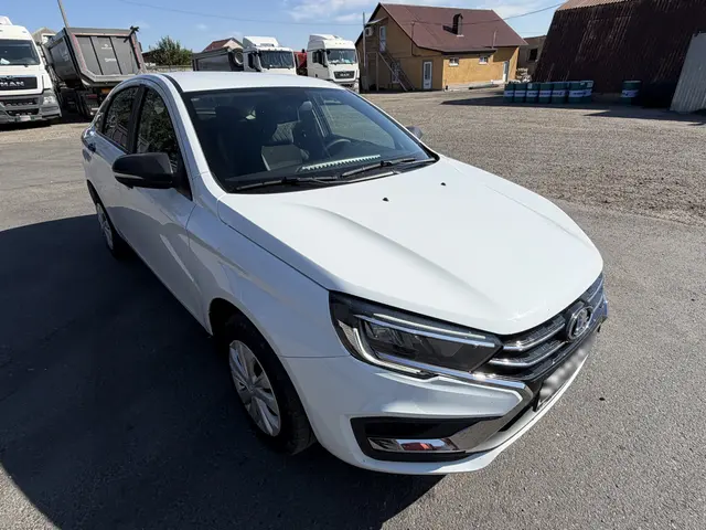 LADA Vesta седан, фото 2