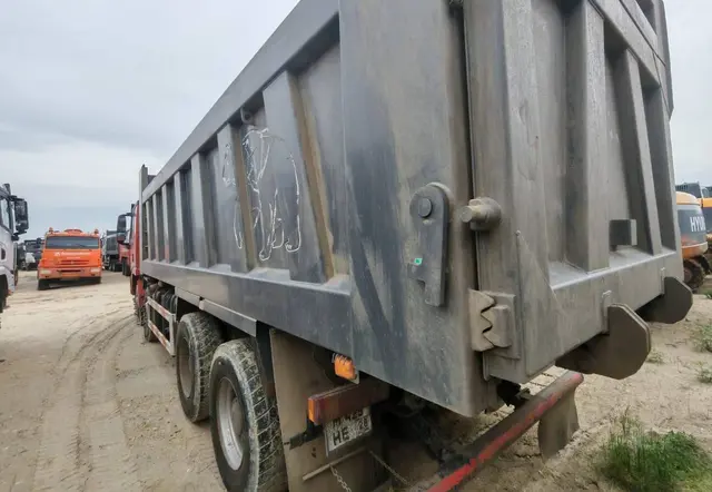 Shacman SX* 8x4 Самосвал, фото 5