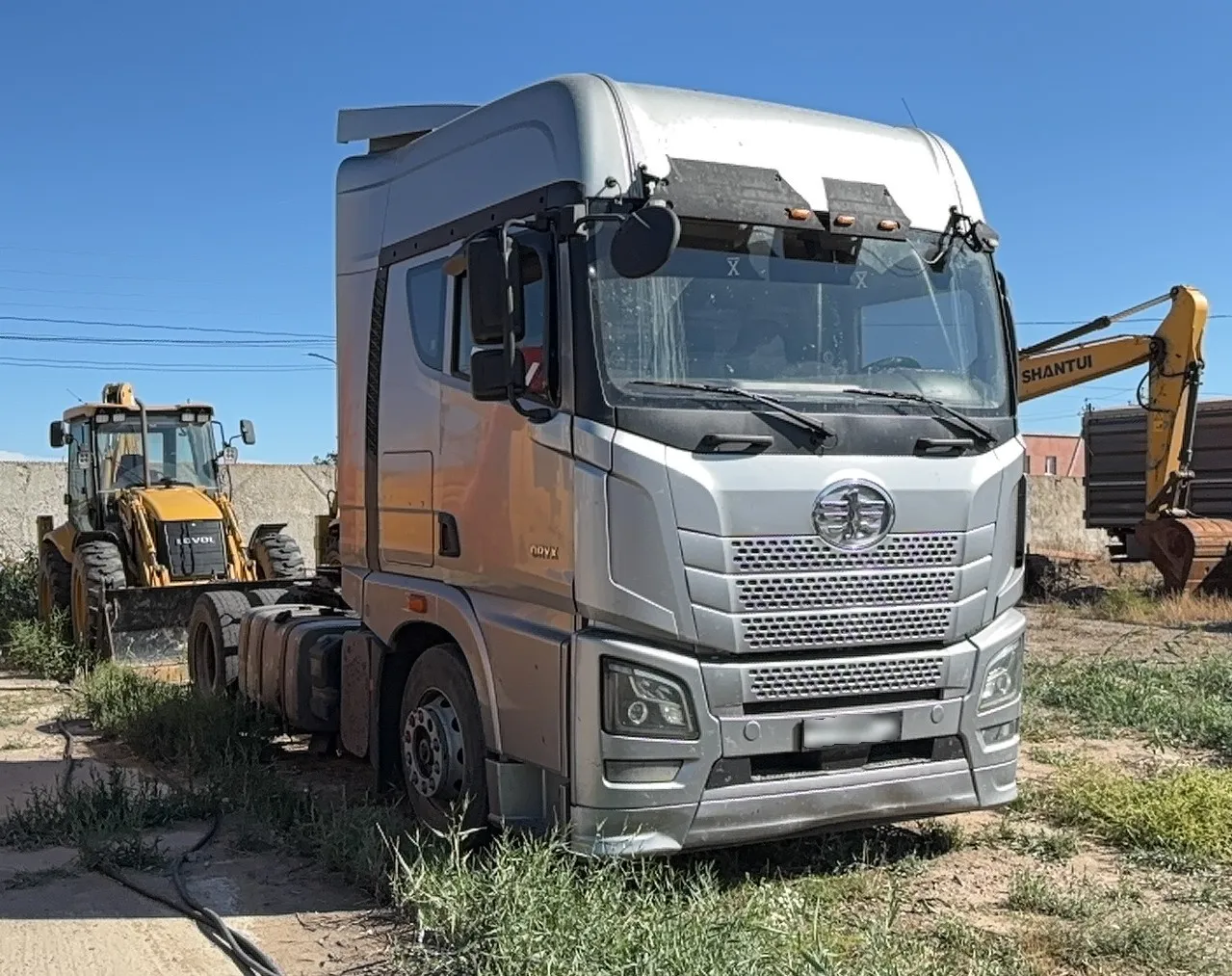 FAW JH6 4x2 Седельный тягач, фото 2