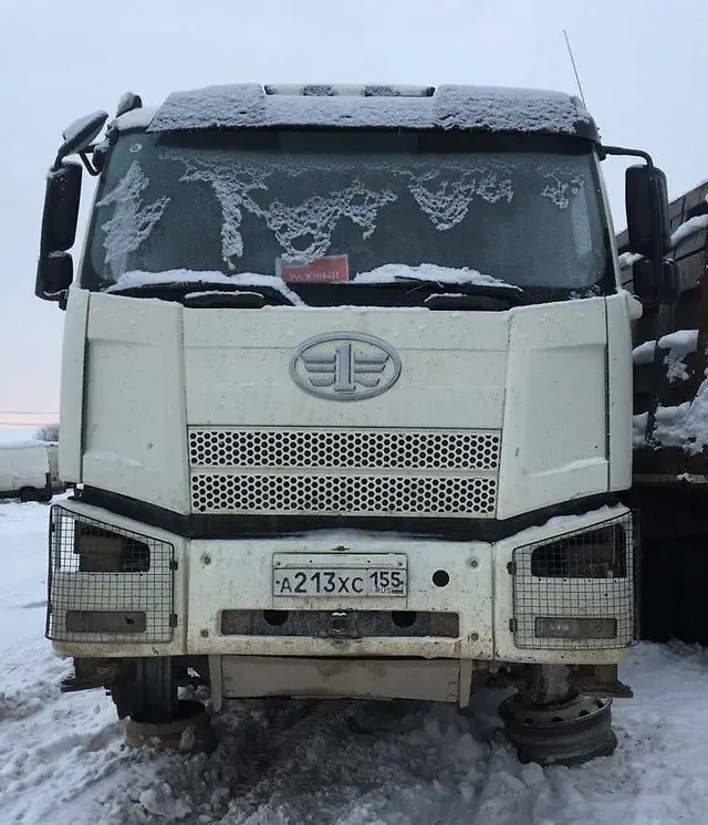 FAW J6 8x4 Самосвал