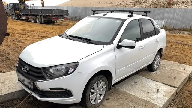 LADA Granta седан