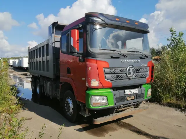 Shacman SX32586T384C