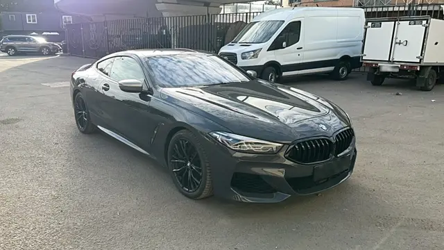 BMW 8 серия Coupe, фото 2