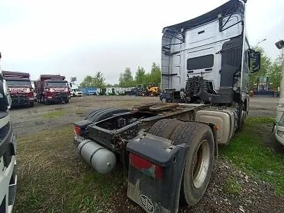 FAW J7 4x2 Седельный тягач, фото 5