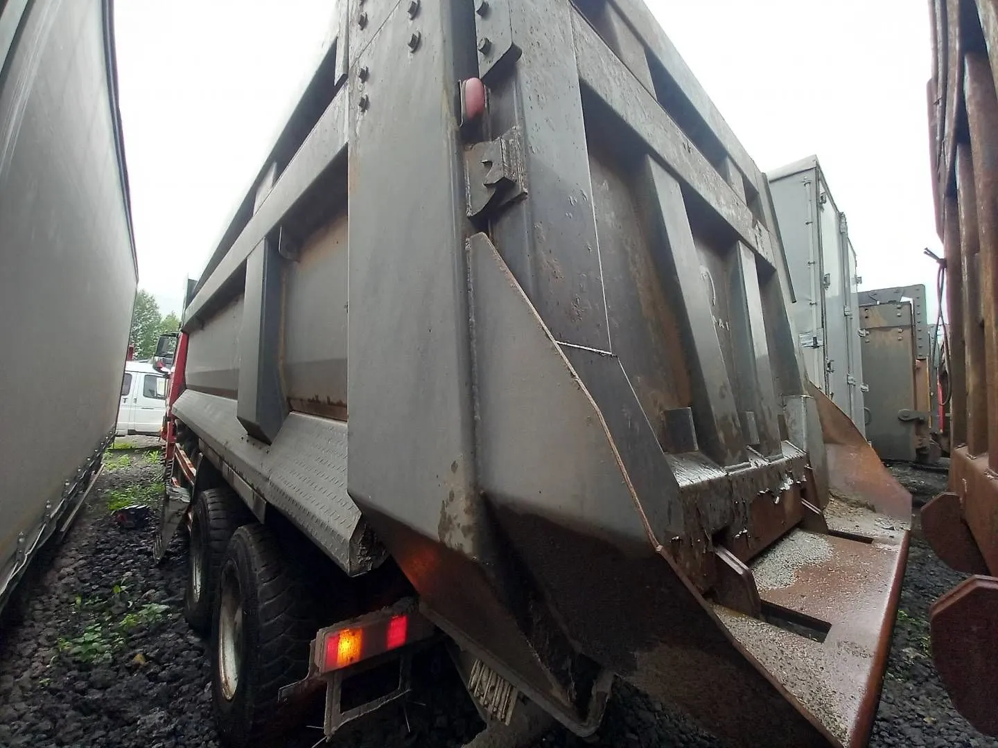 Shacman SX* 8x4 Самосвал, фото 5