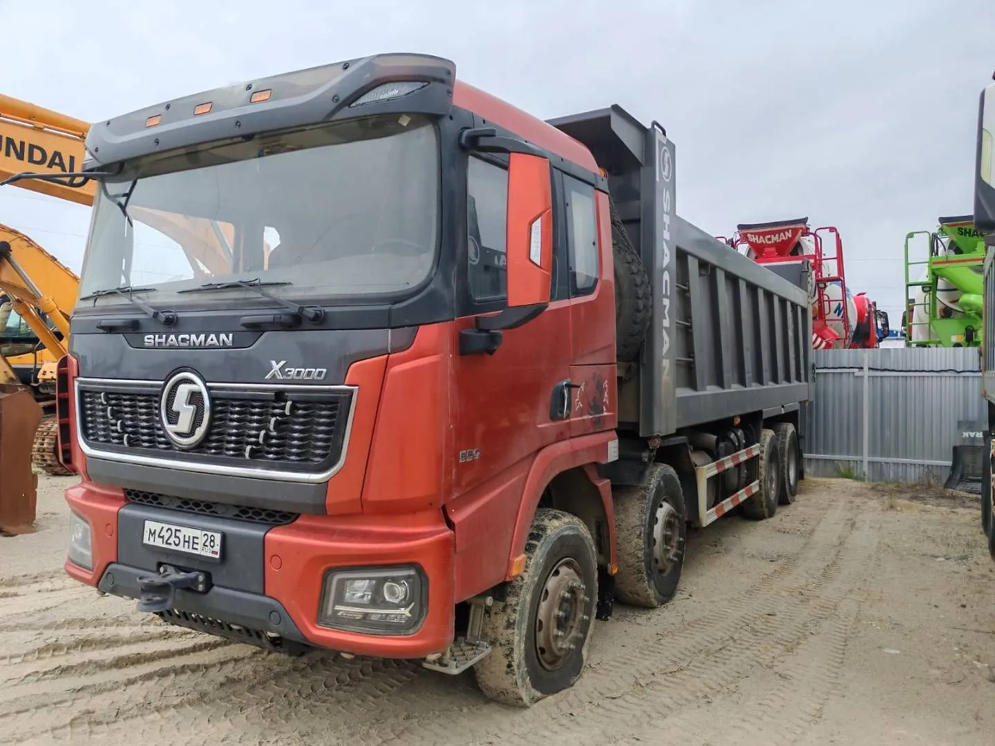 Shacman SX* 8x4 Самосвал, фото 3