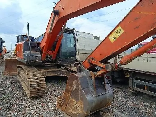 HITACHI ZX180 Экскаватор, фото 3