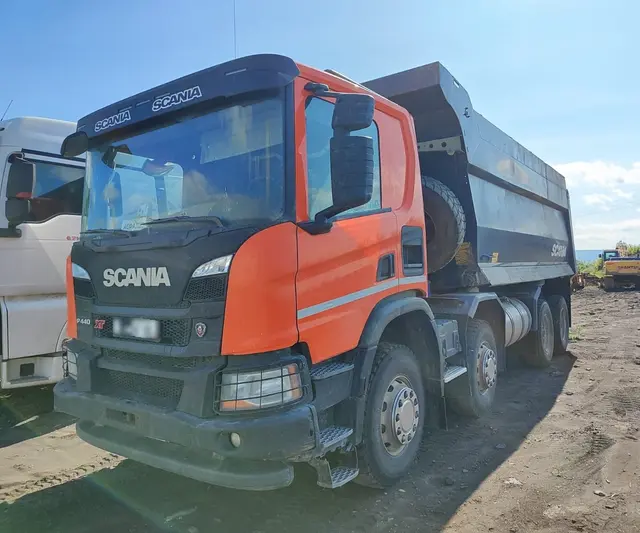 Scania P 8x4 Самосвал
