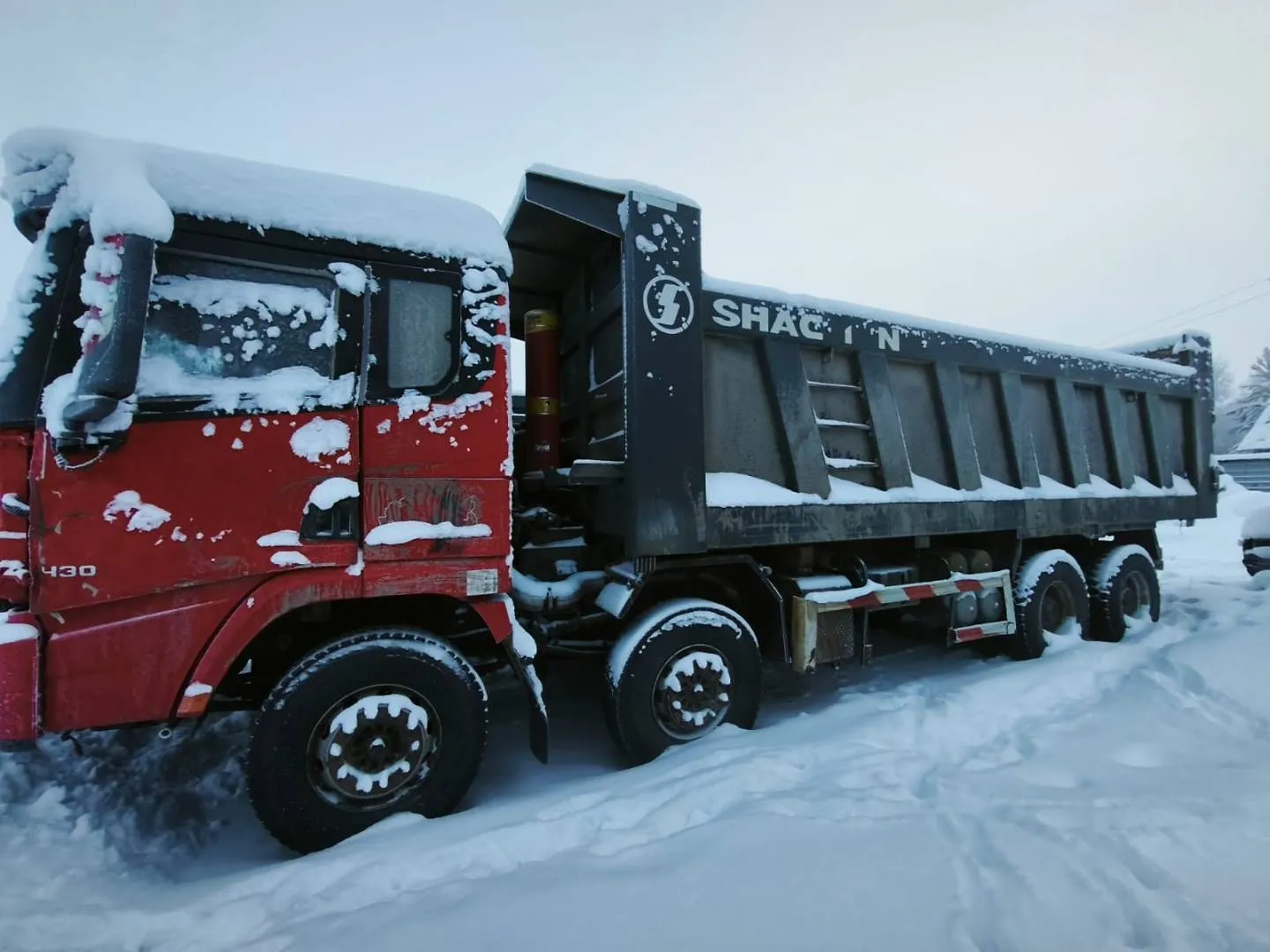 Shacman SX* 8x4 Самосвал, фото 4