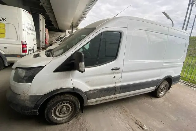 Ford TRANSIT Цельнометаллический, фото 4