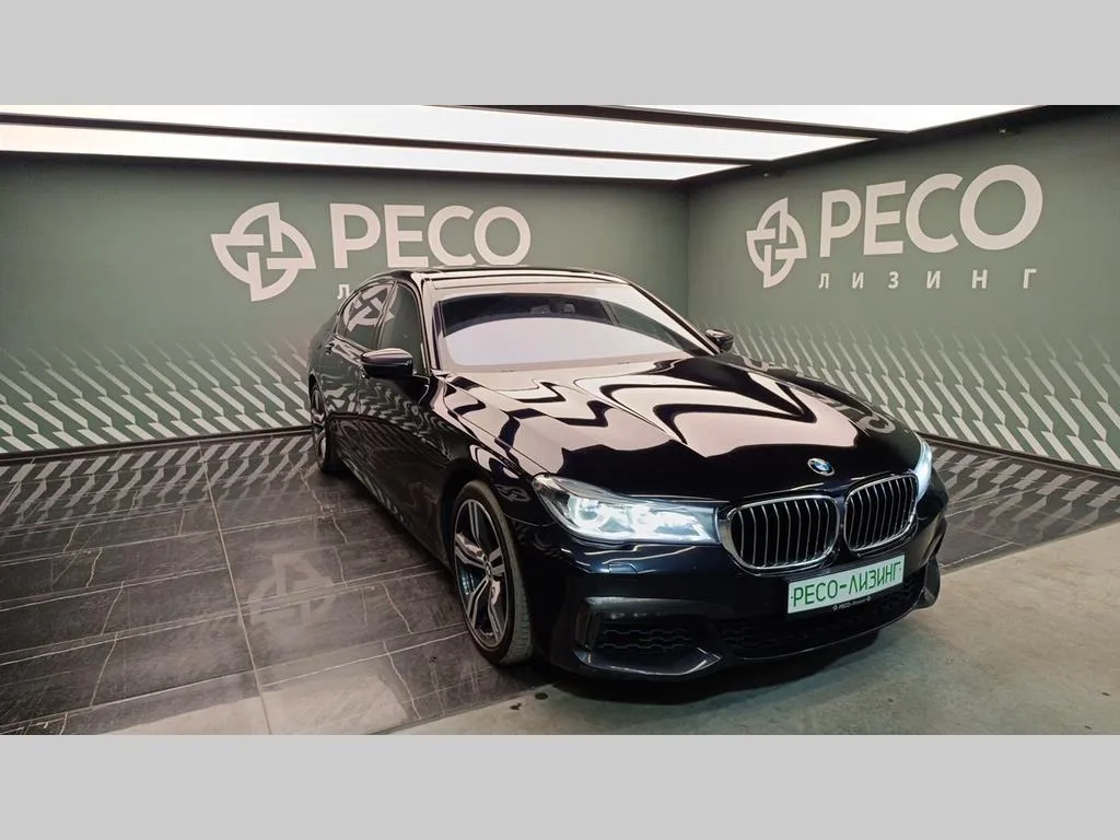 BMW 750, фото 2