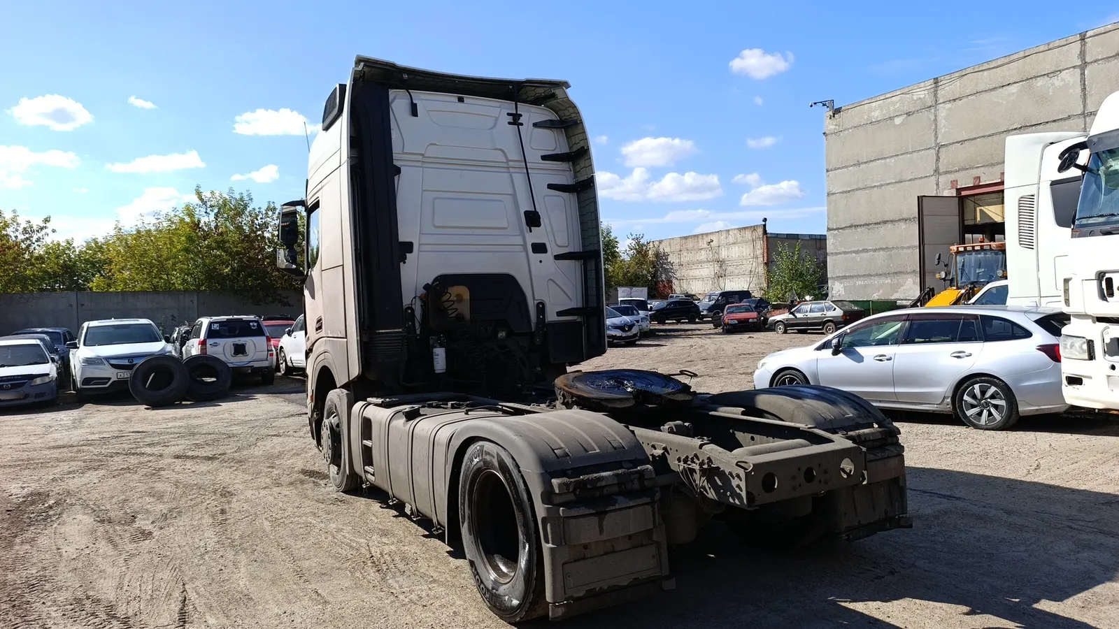 Shacman SX* 4x2 Седельный тягач, фото 4