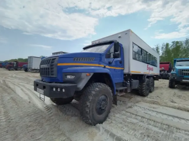 УРАЛ 4320
